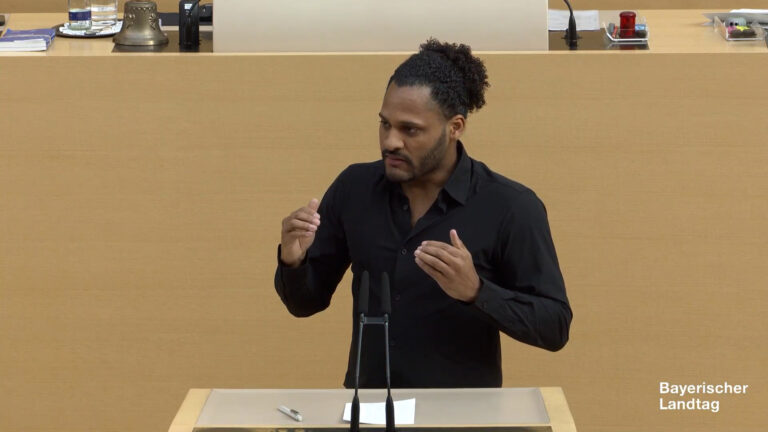 Verteidigungsfähigkeit mit Augenmaß – Demokratie und Sicherheit zusammendenken