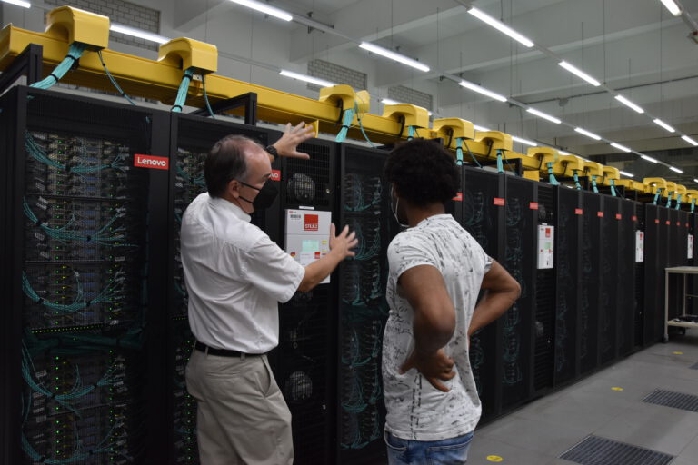 Grüner Erfolg: Bayern stärkt Rechenzentren